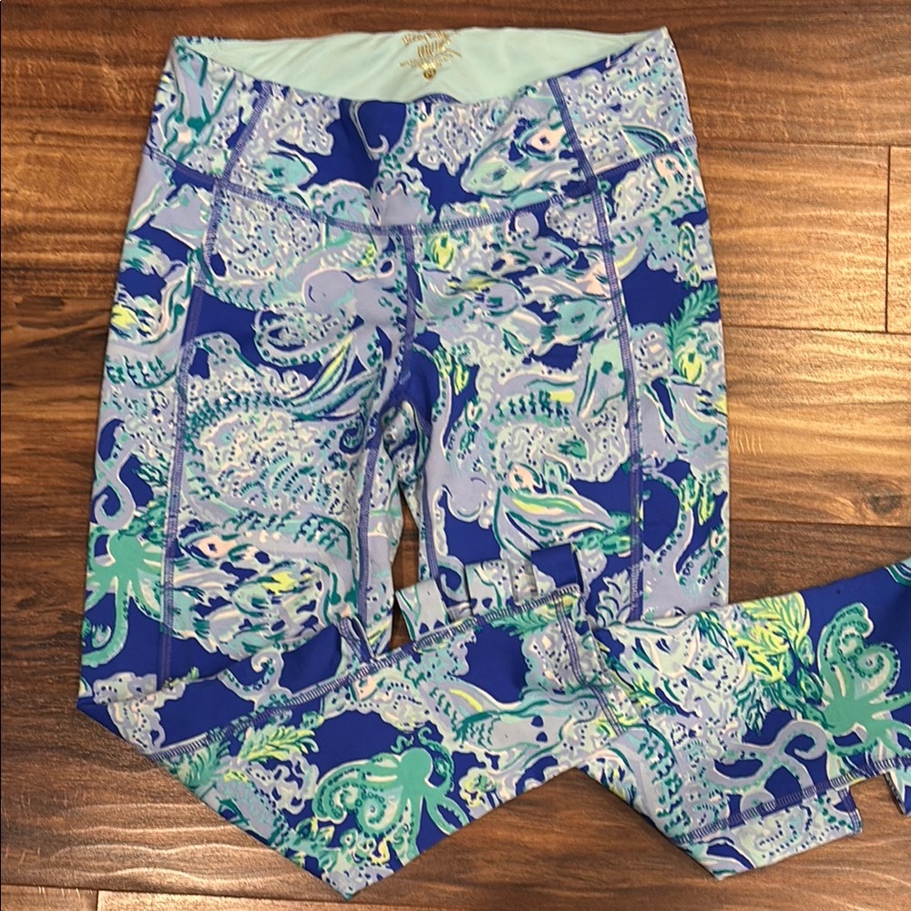 Lilly Pulitzer luxletic-Capri leggings size M